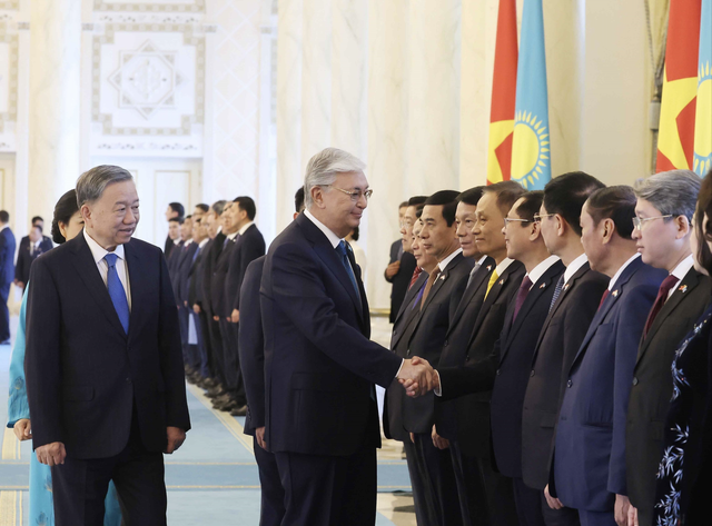 Lễ đón Tổng Bí thư Tô Lâm và Phu nhân thăm cấp Nhà nước Kazakhstan - Ảnh 5.
