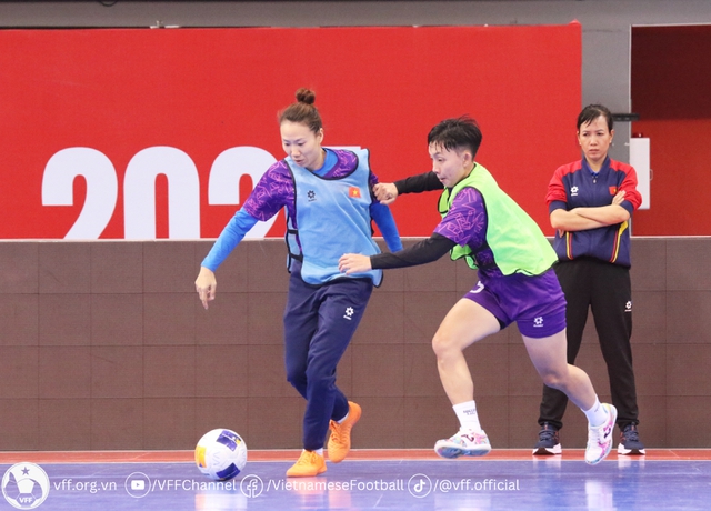 Tuyển thủ futsal nữ Việt Nam đi vào lịch sử châu Á - Ảnh 1.