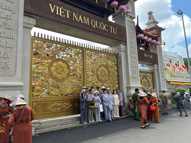 14 giờ hôm nay, khai mở chiêm bái xá lợi trái tim Bồ tát Thích Quảng Đức - Ảnh 1.