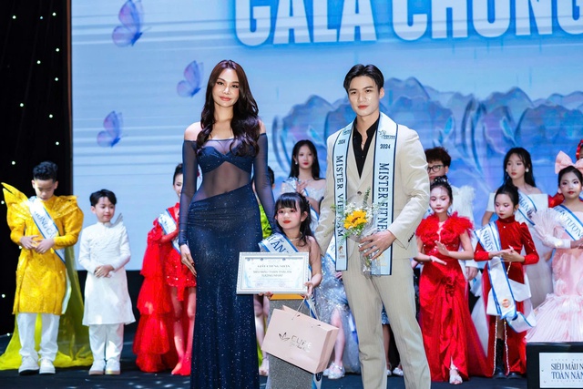 5 mẫu nhí được Vinh Quang Entertainment cố vấn đạt giải cao- Ảnh 5. 5 mẫu nhí được Vinh Quang Entertainment cố vấn đạt giải cao- Ảnh 5.
