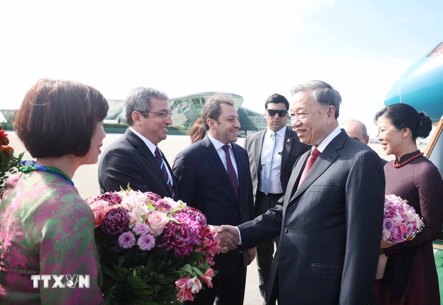 Tổng Bí thư Tô Lâm và Phu nhân bắt đầu thăm cấp Nhà nước Cộng hòa Azerbaijan - Ảnh 1.