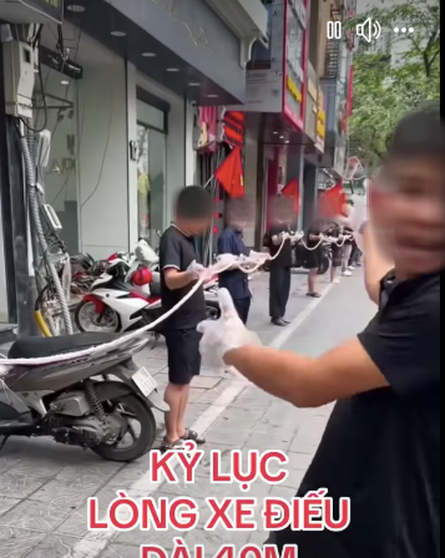 TikToker "Thế Lòng Se Điếu" xin lỗi vì bộ lòng không dài 40 m - Ảnh 1.