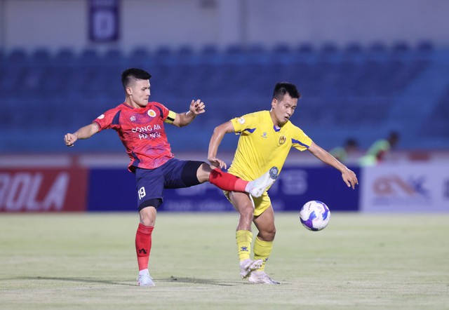 CLB CAHN cạnh tranh vào tốp 3 V-League- Ảnh 1. CLB CAHN cạnh tranh vào tốp 3 V-League- Ảnh 1.