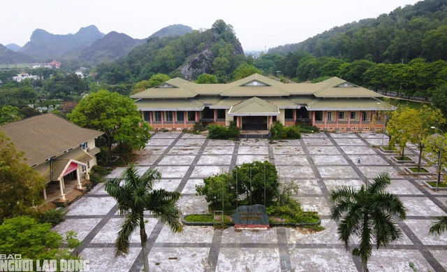 Động thái của Thanh Hóa về trung tâm hội nghị 160 tỉ đồng bỏ hoang suốt nhiều năm - Ảnh 1.