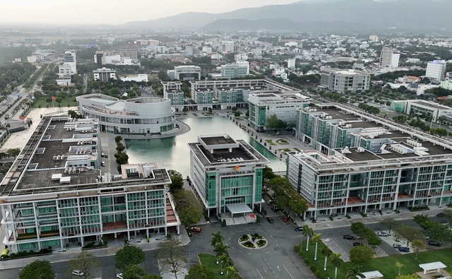 Kế hoạch hỗ trợ việc làm cho cán bộ, công chức dôi dư sau sắp xếp của Bà Rịa - Vũng Tàu- Ảnh 1. Kế hoạch hỗ trợ việc làm cho cán bộ, công chức dôi dư sau sắp xếp của Bà Rịa - Vũng Tàu- Ảnh 1.
