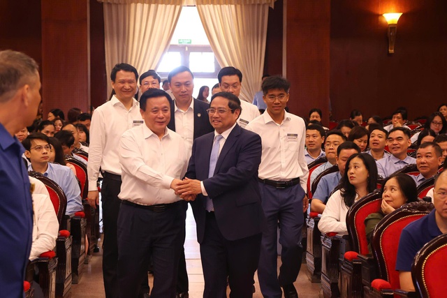 Hơn 1,5 triệu đại biểu dự hội nghị tập huấn toàn quốc vận hành hệ thống chính trị cấp xã mới- Ảnh 1. Hơn 1,5 triệu đại biểu dự hội nghị tập huấn toàn quốc vận hành hệ thống chính trị cấp xã mới- Ảnh 1.