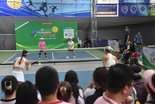 Sao Việt "đổ bộ" Giải Pickleball Báo Người Lao Động- Ảnh 12. Sao Việt "đổ bộ" Giải Pickleball Báo Người Lao Động - Ảnh 12.