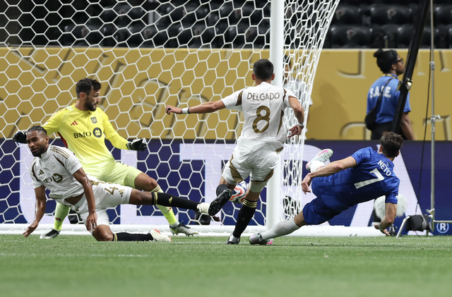 Tân binh tỏa sáng, Chelsea thắng Los Angeles FC trận mở màn FIFA Club World Cup- Ảnh 3. Tân binh tỏa sáng, Chelsea thắng Los Angeles FC trận mở màn FIFA Club World Cup- Ảnh 3.