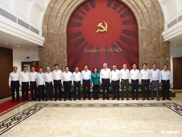 Tổng Bí thư Tô Lâm làm việc với Ban Thường vụ Thành ủy Hà Nội- Ảnh 4. Tổng Bí thư Tô Lâm làm việc với Ban Thường vụ Thành ủy Hà Nội- Ảnh 4.