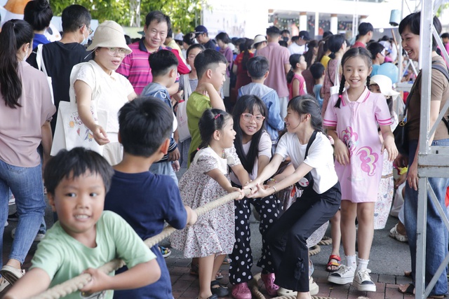 Hàng ngàn người tham gia Ngày hội Phú Mỹ Hưng hướng về trẻ em- Ảnh 5.