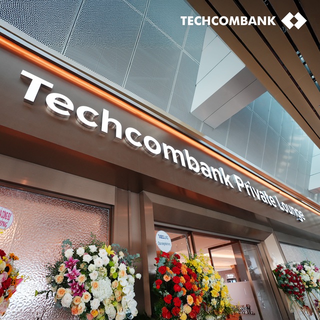 Techcombank Private Lounge chính thức khai trương tại sân bay Tân Sơn Nhất- Ảnh 1. Techcombank Private Lounge chính thức khai trương tại sân bay Tân Sơn Nhất- Ảnh 1.