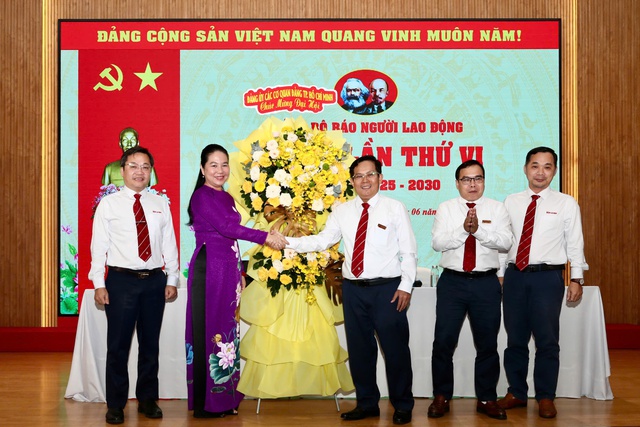 Báo Người Lao Động tổ chức thành công Đại hội Đảng bộ lần thứ VI, nhiệm kỳ 2025-2030- Ảnh 1. Báo Người Lao Động tổ chức thành công Đại hội Đảng bộ lần thứ VI, nhiệm kỳ 2025-2030- Ảnh 1.