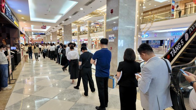 Hơn 2.000 căn tương đương gần 50% tổng quỹ căn của Vinhomes Green City đã có chủ chỉ sau 24 giờ - Ảnh 1.