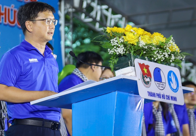 TP HCM xuất quân chiến dịch tình nguyện hè trong bối cảnh đặc biệt- Ảnh 2. TP HCM xuất quân chiến dịch tình nguyện hè trong bối cảnh đặc biệt- Ảnh 2.