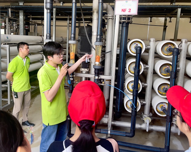 Bài học sống động về môi trường tại VWS- Ảnh 4. Bài học sống động về môi trường tại VWS- Ảnh 4.