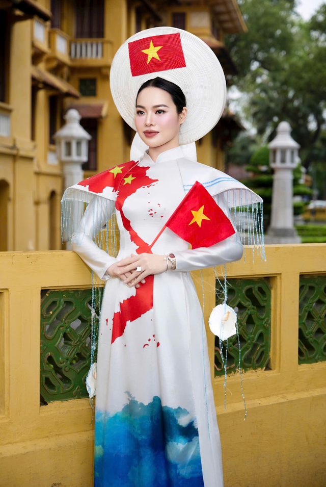 Fbasic: Thương hiệu thời trang của Hoàng Hồng Nhung gây sốt thị trường - Ảnh 2.