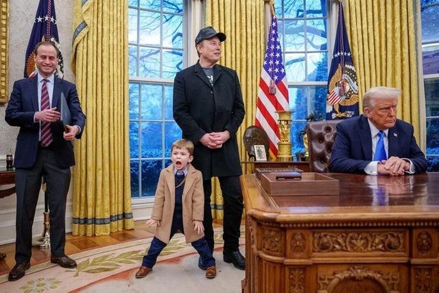 Tổng thống Mỹ nói điều dứt khoát với tỉ phú Elon Musk - Ảnh 1. Tổng thống Mỹ nói điều dứt khoát với tỉ phú Elon Musk - Ảnh 1.
