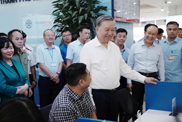 Hình ảnh Tổng Bí thư Tô Lâm kiểm tra hoạt động của chính quyền địa phương 2 cấp - Ảnh 6.
