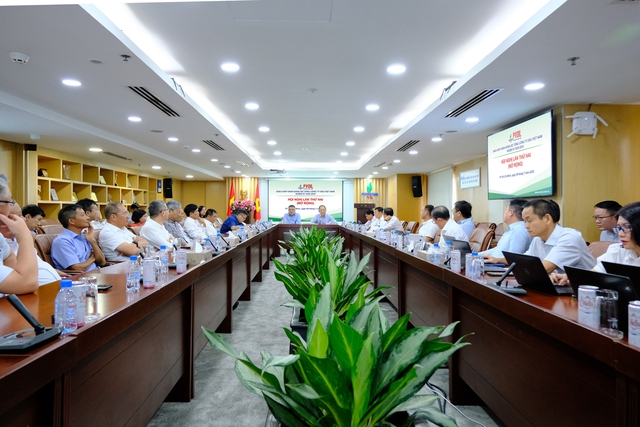 PVOIL sơ kết công tác 6 tháng đầu năm 2025- Ảnh 1. PVOIL sơ kết công tác 6 tháng đầu năm 2025- Ảnh 1.