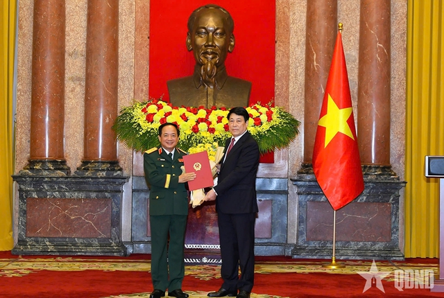 Chủ nhiệm Tổng cục Chính trị QĐND Việt Nam Trịnh Văn Quyết được thăng quân hàm Đại tướng- Ảnh 1.