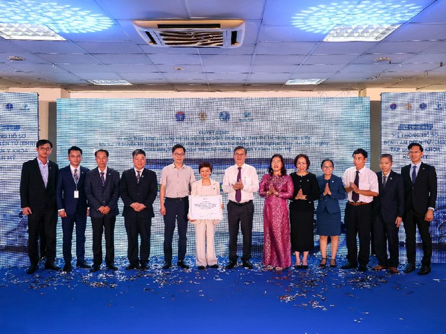 Tập đoàn y khoa Hoàn Mỹ công bố triển khai hồ sơ bệnh án điện tử- Ảnh 1. Tập đoàn y khoa Hoàn Mỹ công bố triển khai hồ sơ bệnh án điện tử- Ảnh 1.