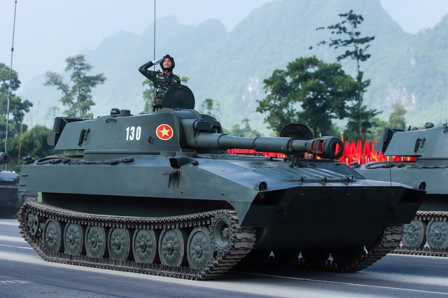 Ngắm xe tăng, tên lửa hợp luyện chuẩn bị cho diễu binh đại lễ 2-9 - Ảnh 33.