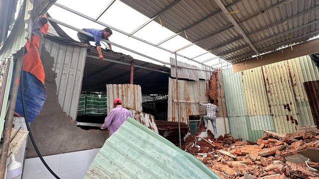 TP HCM "siết" vi phạm xây dựng ở Phước Thắng: Truy trách nhiệm, xử lý đầu nậu - Ảnh 2.
