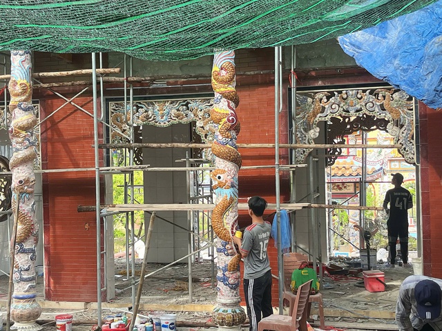 Đập chén bát xây lăng mộ: Chuyện thật ở ngôi làng khiến cả thế giới ngỡ ngàng- Ảnh 14. Đập chén bát xây lăng mộ: Chuyện thật ở ngôi làng khiến cả thế giới ngỡ ngàng- Ảnh 14.