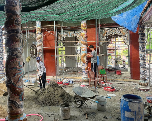 Đập chén bát xây lăng mộ: Chuyện thật ở ngôi làng khiến cả thế giới ngỡ ngàng- Ảnh 4. Đập chén bát xây lăng mộ: Chuyện thật ở ngôi làng khiến cả thế giới ngỡ ngàng- Ảnh 4.