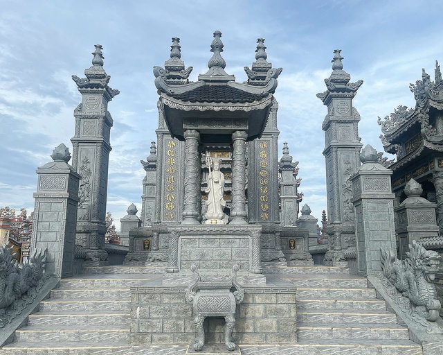 Đập chén bát xây lăng mộ: Chuyện thật ở ngôi làng khiến cả thế giới ngỡ ngàng- Ảnh 8. Đập chén bát xây lăng mộ: Chuyện thật ở ngôi làng khiến cả thế giới ngỡ ngàng- Ảnh 8.