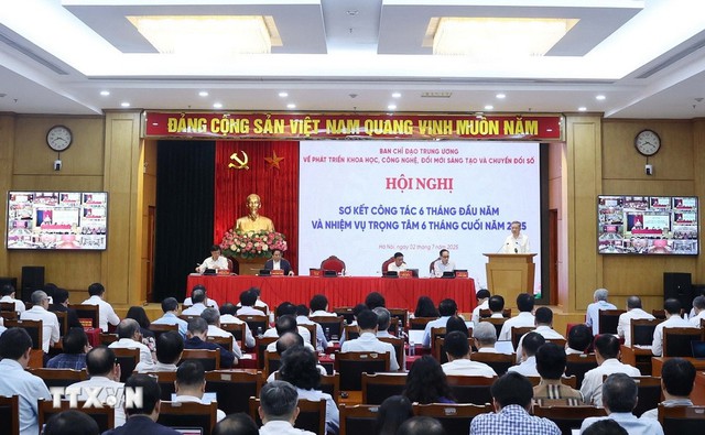 Tổng Bí thư Tô Lâm nhấn nút khai trương 3 nền tảng số- Ảnh 1.