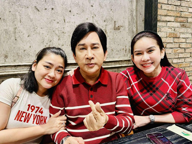 NSƯT Kim Tử Long hỗ trợ hết mình cho Bình Tinh, Mai Ka tại Hà Nội- Ảnh 2. NSƯT Kim Tử Long hỗ trợ hết mình cho Bình Tinh, Mai Ka tại Hà Nội- Ảnh 2.