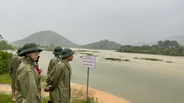 Cảnh báo hoàn lưu bão số 3 Wipha gây mưa rất to, đe dọa lũ quét, sạt lở đất tại hàng loạt địa phương - Ảnh 5.