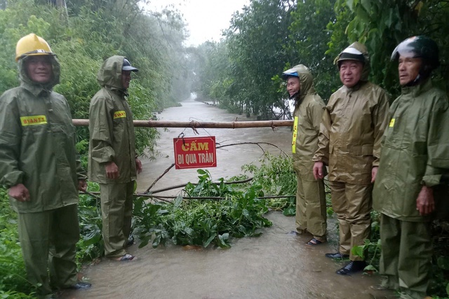 Cảnh báo hoàn lưu bão số 3 Wipha gây mưa rất to, đe dọa lũ quét, sạt lở đất tại hàng loạt địa phương - Ảnh 4.