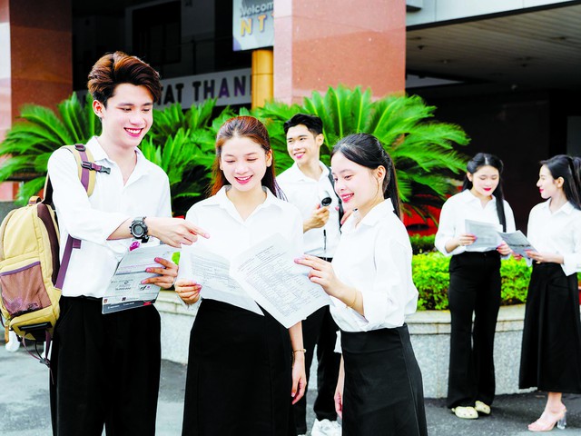 Học bạ giúp học sinh “lội ngược dòng” vào đại học- Ảnh 1. Học bạ giúp học sinh “lội ngược dòng” vào đại học- Ảnh 1.
