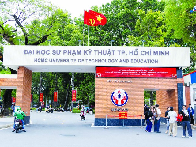 TRƯỜNG ĐH SƯ PHẠM KỸ THUẬT TP HCM: Cùng đất nước vững bước vươn mình- Ảnh 1. TRƯỜNG ĐH SƯ PHẠM KỸ THUẬT TP HCM: Cùng đất nước vững bước vươn mình- Ảnh 1.