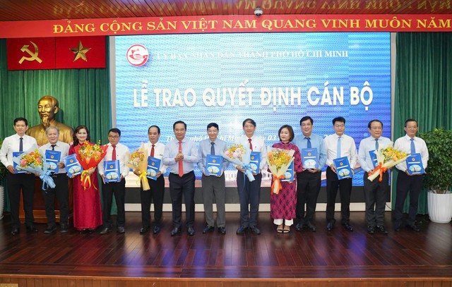 UBND TP HCM bổ nhiệm lãnh đạo 10 cơ quan báo, đài trực thuộc - Ảnh 1.