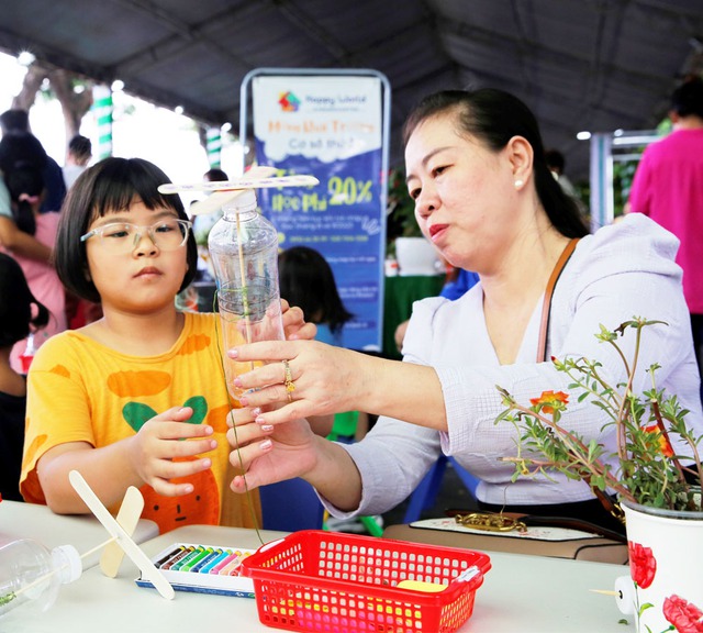 Ngày hội sống xanh Phú Mỹ Hưng: Câu chuyện Hoa và Rác- Ảnh 3. Ngày hội sống xanh Phú Mỹ Hưng: Câu chuyện Hoa và Rác- Ảnh 3.