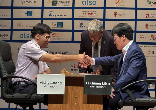 Hạ danh kỳ Anand Viswanathan, Lê Quang Liêm vô địch Leon Masters- Ảnh 4. Hạ danh kỳ Anand Viswanathan, Lê Quang Liêm vô địch Leon Masters- Ảnh 4.