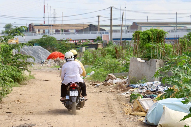 Chùm ảnh: Sốt ruột với dự án cải tạo kênh Tham Lương- Ảnh 1. Chùm ảnh: Sốt ruột với dự án cải tạo kênh Tham Lương- Ảnh 1.