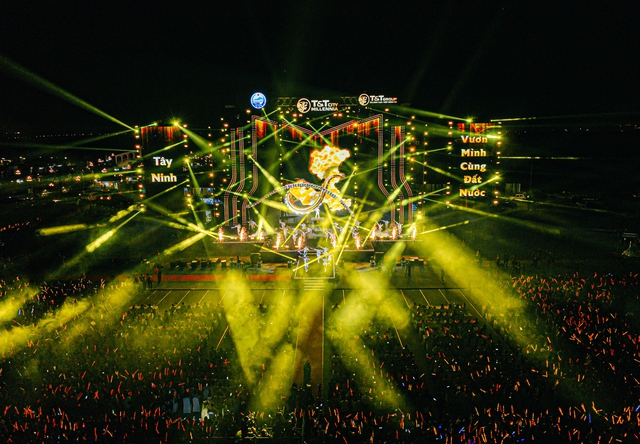 Đại nhạc hội T&T City Millennia: Khơi mạch nguồn di sản, vững bước kỷ nguyên mới- Ảnh 6. Đại nhạc hội T&T City Millennia: Khơi mạch nguồn di sản, vững bước kỷ nguyên mới- Ảnh 6.