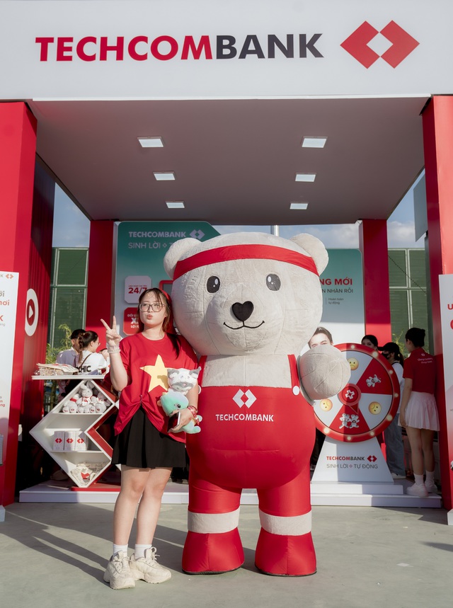 Techcombank đồng hành cùng chuỗi sự kiện kỷ niệm 80 năm Cách mạng Tháng Tám và Quốc khánh 2-9- Ảnh 4.