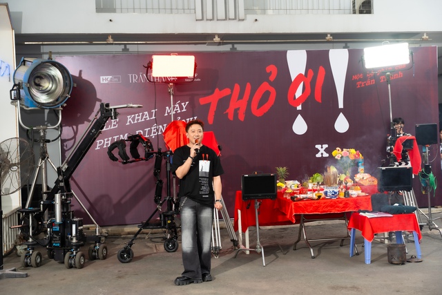 Trấn Thành khai máy phim Tết Bính Ngọ- Ảnh 1. Trấn Thành khai máy phim Tết Bính Ngọ- Ảnh 1.