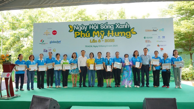 Ngày hội Sống Xanh Phú Mỹ Hưng lần 8 – 2025: Lan tỏa tinh thần “Sống xanh - Sống khỏe”- Ảnh 7. Ngày hội Sống Xanh Phú Mỹ Hưng lần 8 – 2025: Lan tỏa tinh thần “Sống xanh - Sống khỏe”- Ảnh 7.