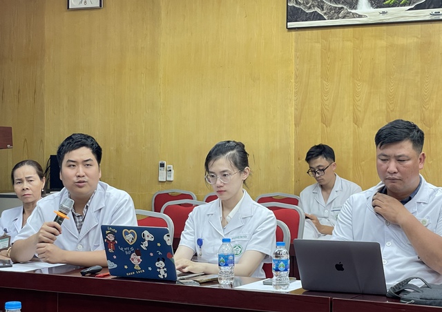 Cô gái 21 tuổi rối loạn tâm thần do sử dụng nhiều chất kích thích- Ảnh 1. Cô gái 21 tuổi rối loạn tâm thần do sử dụng nhiều chất kích thích- Ảnh 1.
