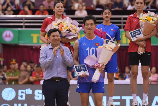 Chiến thắng lịch sử của bóng chuyền nữ Việt Nam- Ảnh 19. Chiến thắng lịch sử của bóng chuyền nữ Việt Nam- Ảnh 19.