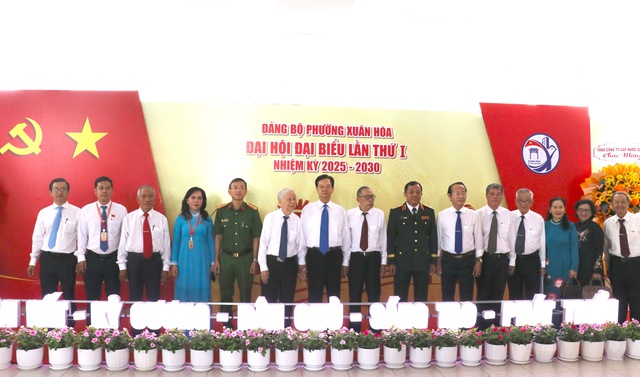Nguyên Thủ tướng Nguyễn Tấn Dũng dự đại hội phường Xuân Hòa - Ảnh 3.