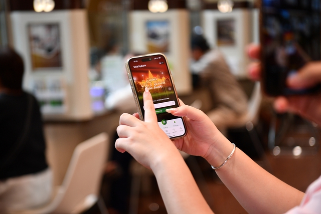 Vietcombank đồng hành chương trình “Cùng Việt Nam tiến bước”, lan tỏa thông điệp “1 tỉ bước xanh”- Ảnh 2.