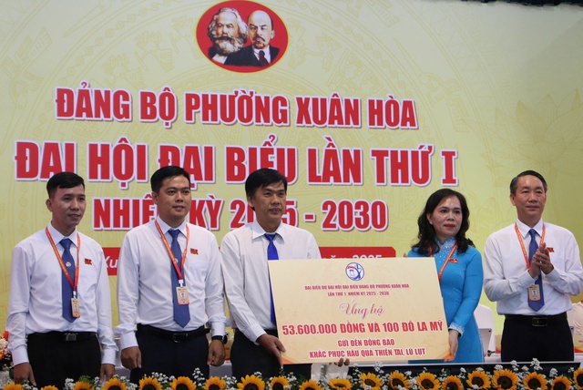 Nguyên Thủ tướng Nguyễn Tấn Dũng dự đại hội phường Xuân Hòa - Ảnh 5.