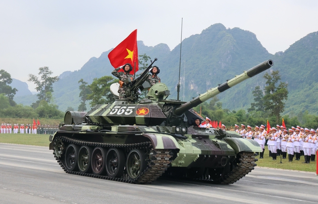 Hơn 16.000 cán bộ, chiến sĩ và nhiều vũ khí hiện đại tổng hợp luyện diễu binh, diễu hành - Ảnh 19.